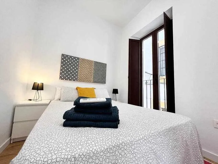 Apartamento Aym Places Buen Viaje Parking Incluido Sevilla España